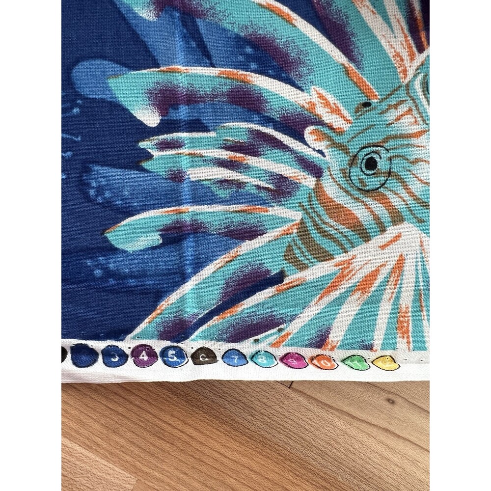 Springs Creative Quilting Cotton Fabric Fun Print Fish Tropical Ocean Life 0.5 Y - Picture 4 of 5